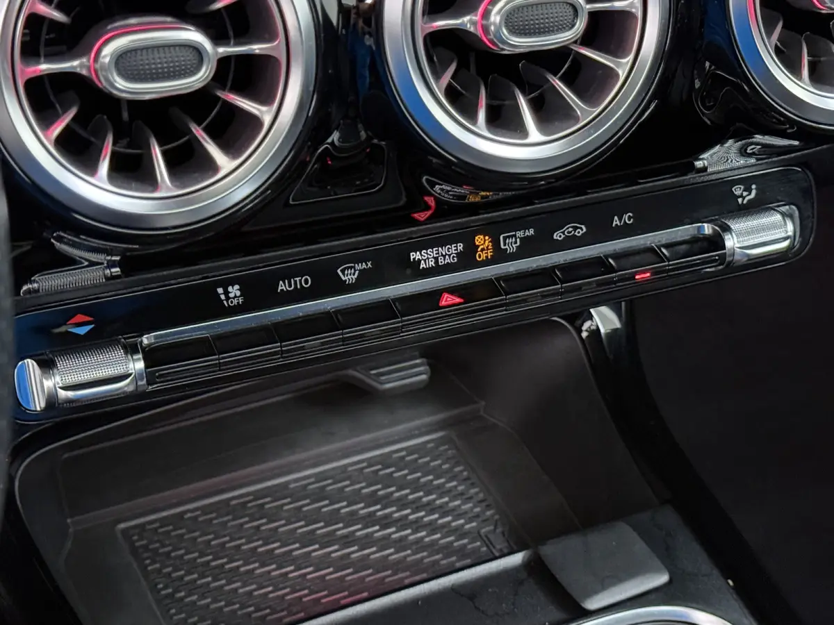 A 250 AMG line Night | Panorama Burmester Memory Multibeam Distronic