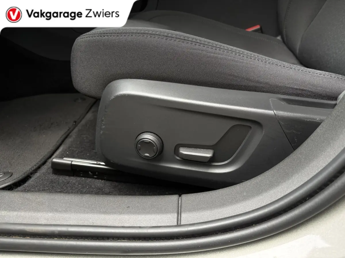 Long Range Single Motor 78 kWh Soh92.7%|Trekhaak|Carplay|Stoel.verwarm|