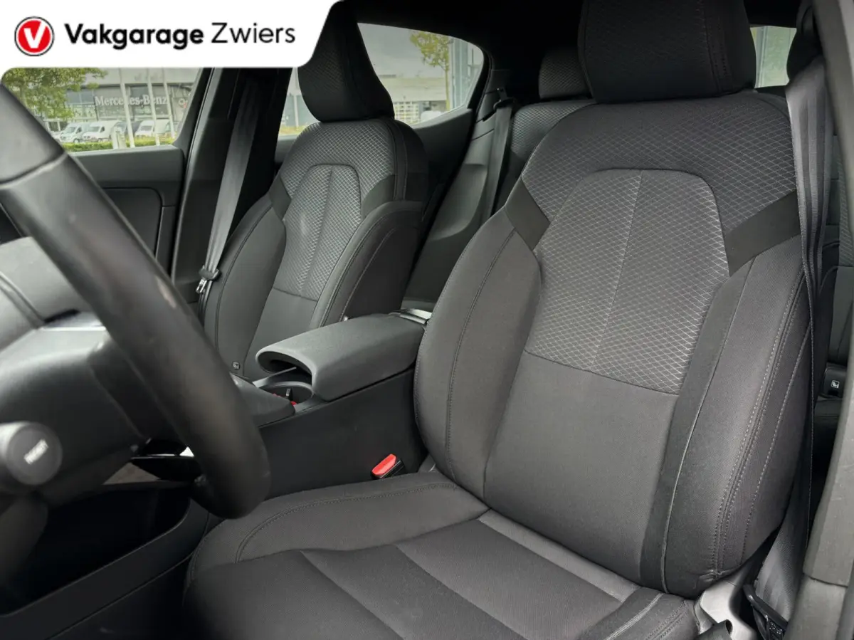 Long Range Single Motor 78 kWh Soh92.7%|Trekhaak|Carplay|Stoel.verwarm|
