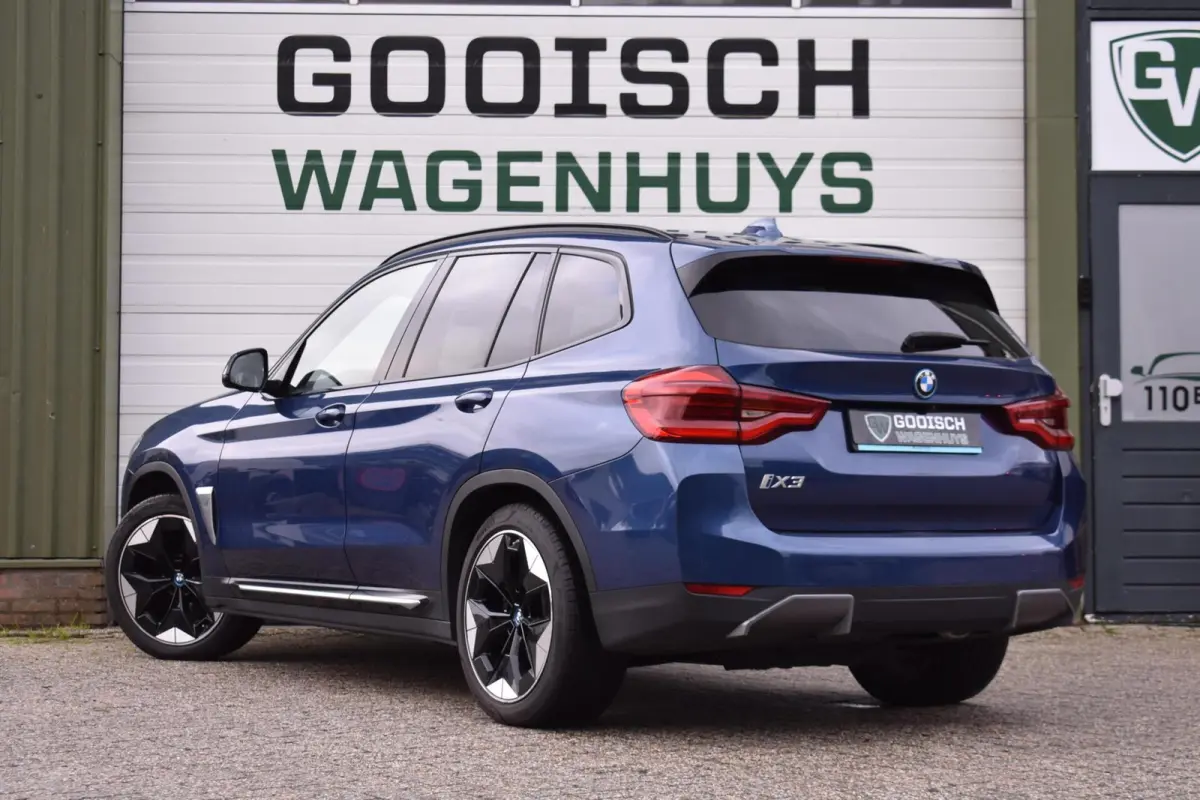 High Executive 80 kWh | Shadow Pack | Panorama | Harman Kardon |