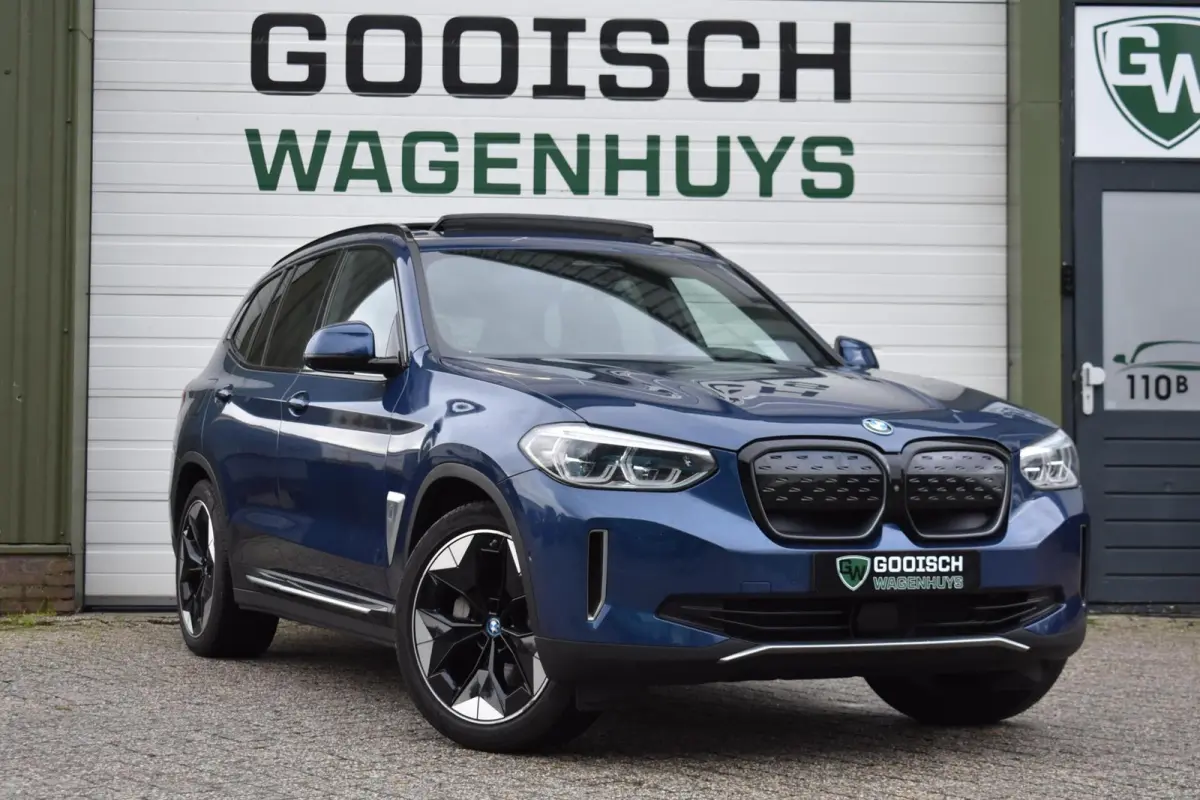 High Executive 80 kWh | Shadow Pack | Panorama | Harman Kardon |