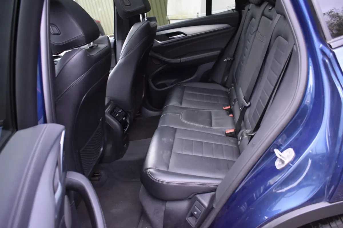 High Executive 80 kWh | Shadow Pack | Panorama | Harman Kardon |