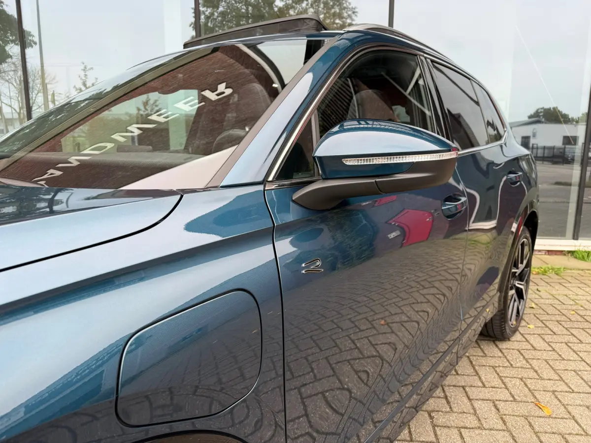 1.5 eHybrid R-Line Business - Automaat - Pano/Schuifdak - Winterpakket- Navi - Org.NL