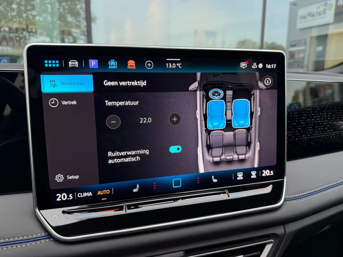 1.5 eHybrid R-Line Business - Automaat - Pano/Schuifdak - Winterpakket- Navi - Org.NL