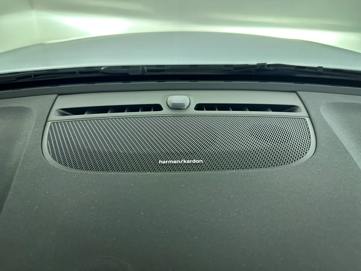 B4 Plus Dark | Parkeercamera | Harman Kardon | Stoel- en stuurverwarming | Trekhaak