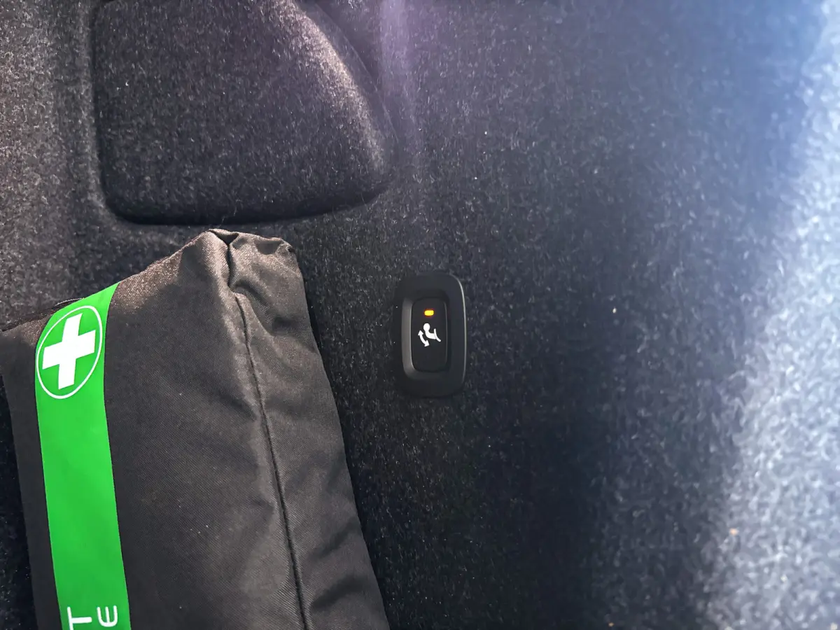B4 Plus Dark | Parkeercamera | Harman Kardon | Stoel- en stuurverwarming | Trekhaak
