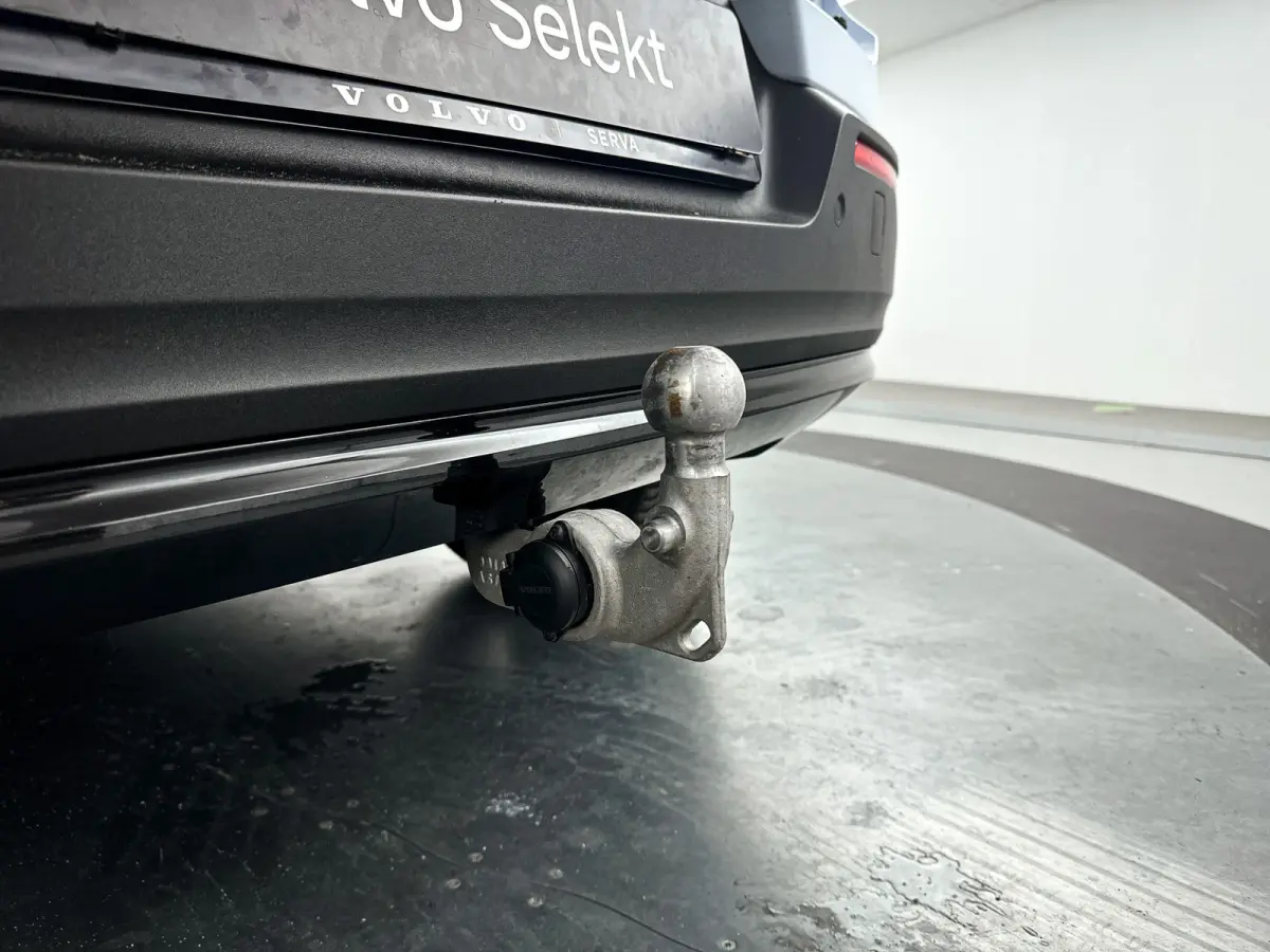 B4 Plus Dark | Parkeercamera | Harman Kardon | Stoel- en stuurverwarming | Trekhaak