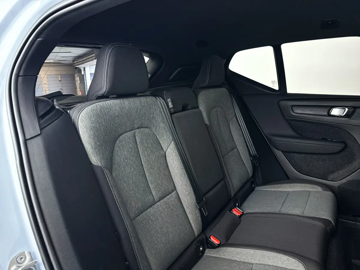 B4 Plus Dark | Parkeercamera | Harman Kardon | Stoel- en stuurverwarming | Trekhaak