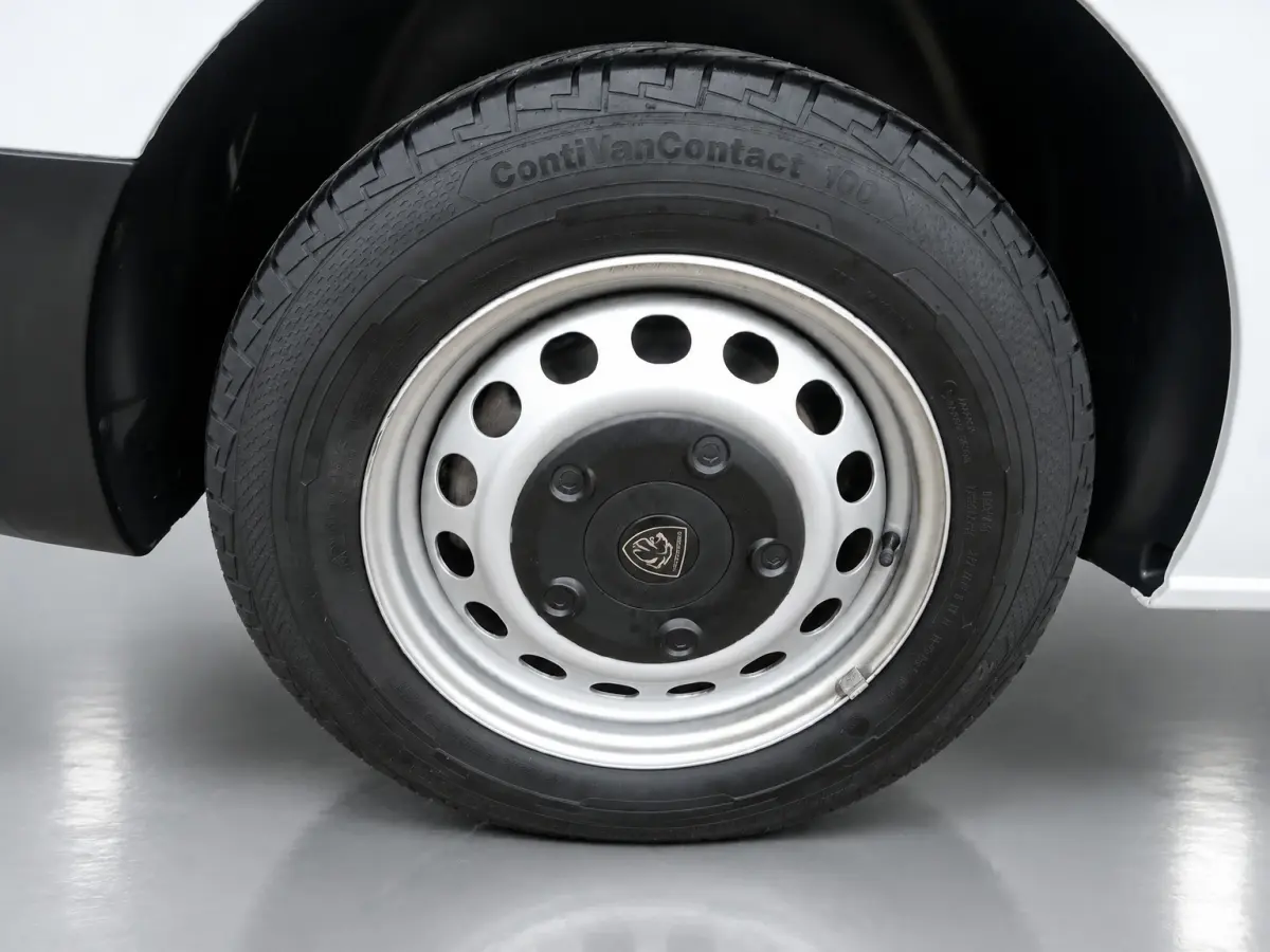 1.5 BlueHDi 120 S&S L2 NIEUW MODEL AIRCO CRUISE CONTROL 3 ZITS