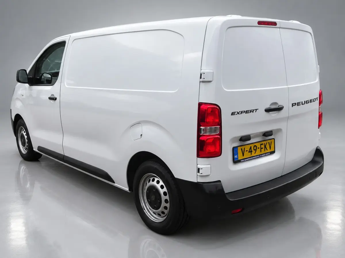 1.5 BlueHDi 120 S&S L2 NIEUW MODEL AIRCO CRUISE CONTROL 3 ZITS