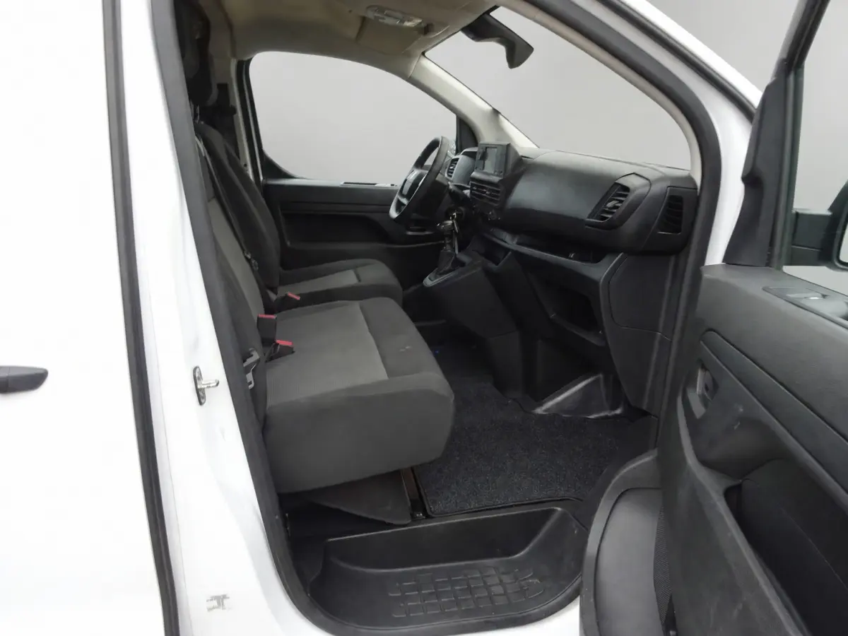 1.5 BlueHDi 120 S&S L2 NIEUW MODEL AIRCO CRUISE CONTROL 3 ZITS