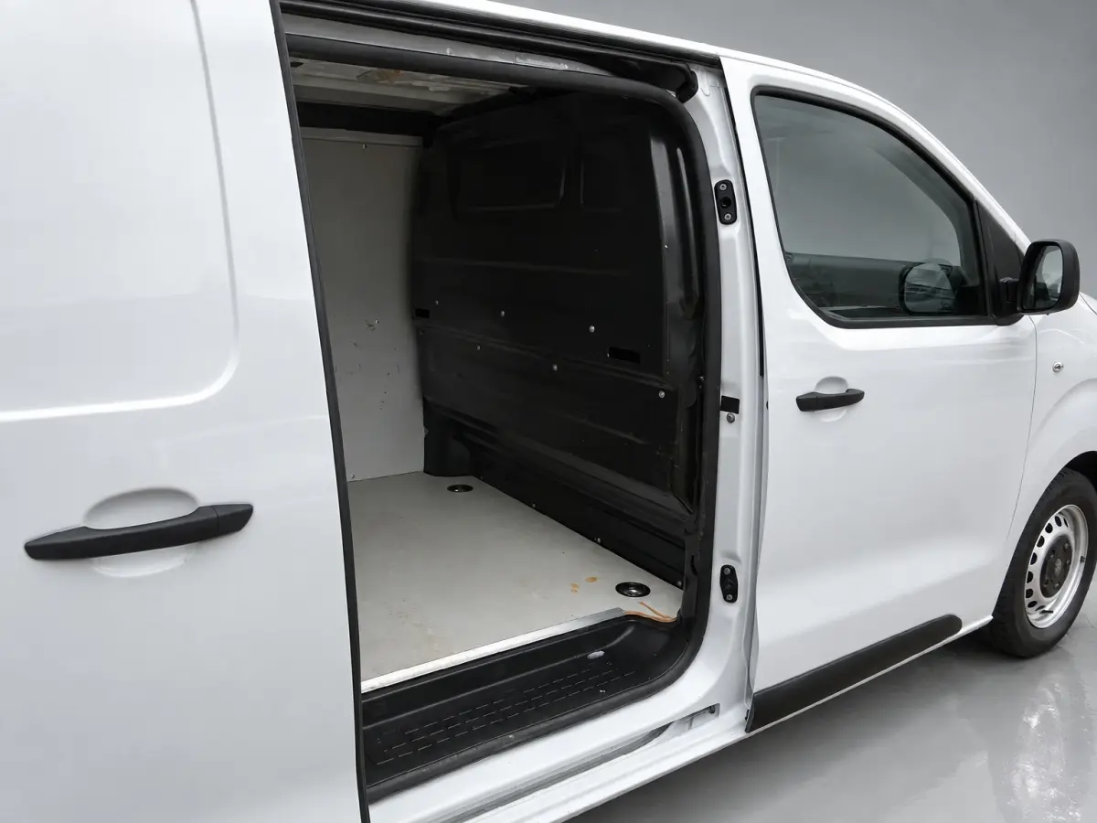 1.5 BlueHDi 120 S&S L2 NIEUW MODEL AIRCO CRUISE CONTROL 3 ZITS