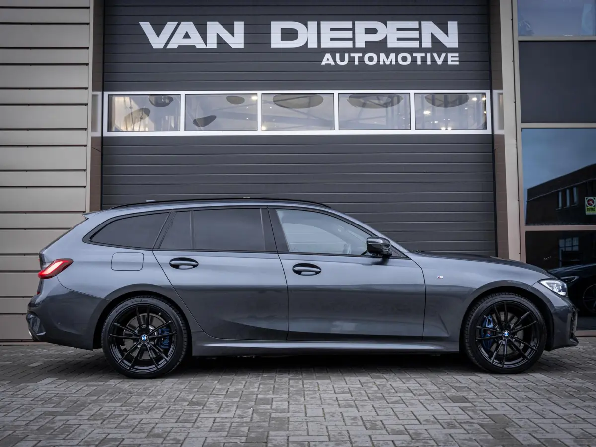 330e High Executive - M-Sport l Laser l Pano l Trekhaak l HUD