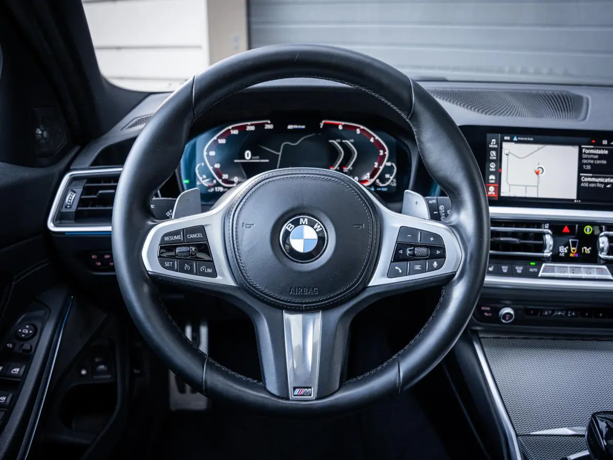 330e High Executive - M-Sport l Laser l Pano l Trekhaak l HUD