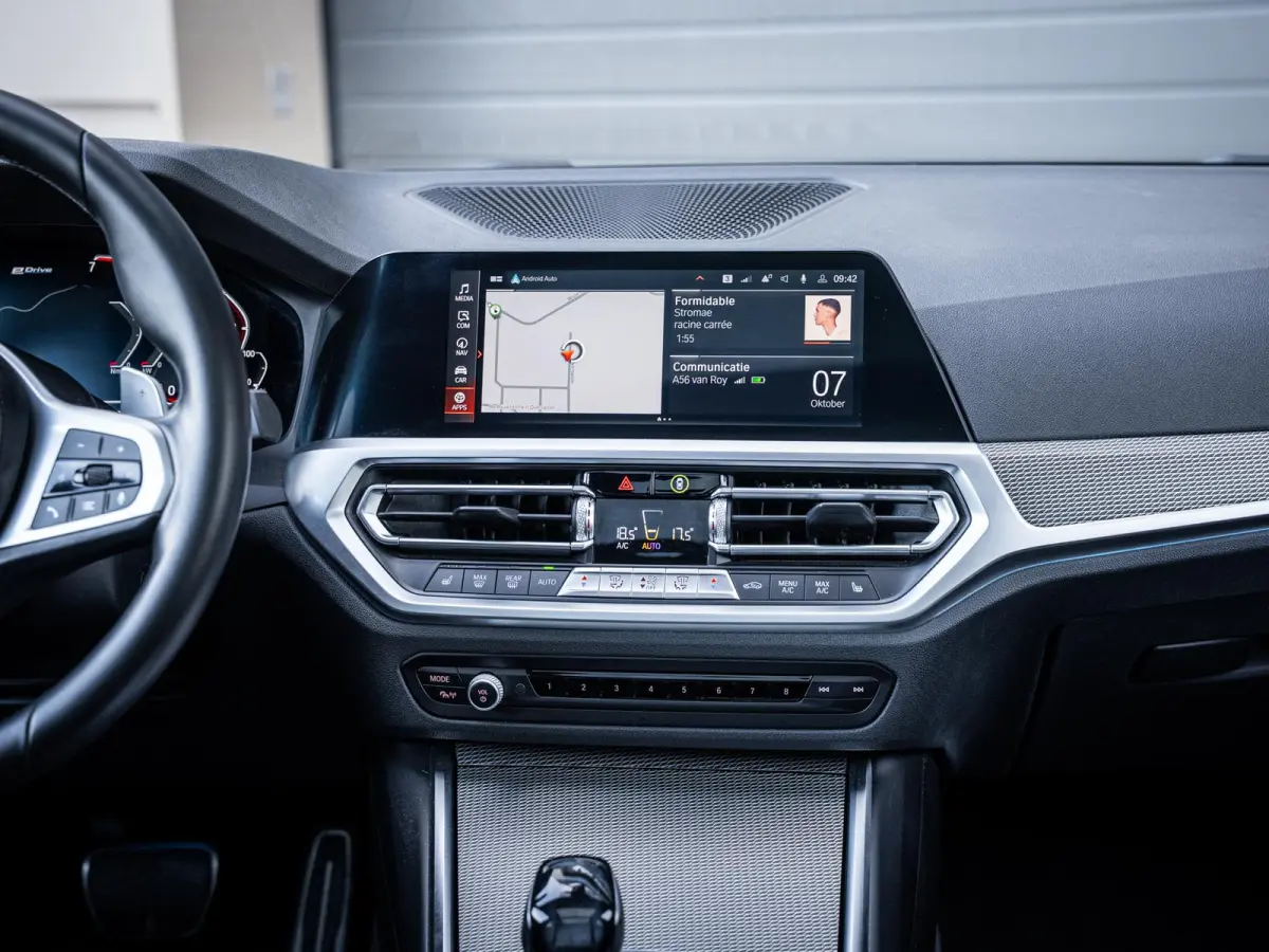 330e High Executive - M-Sport l Laser l Pano l Trekhaak l HUD