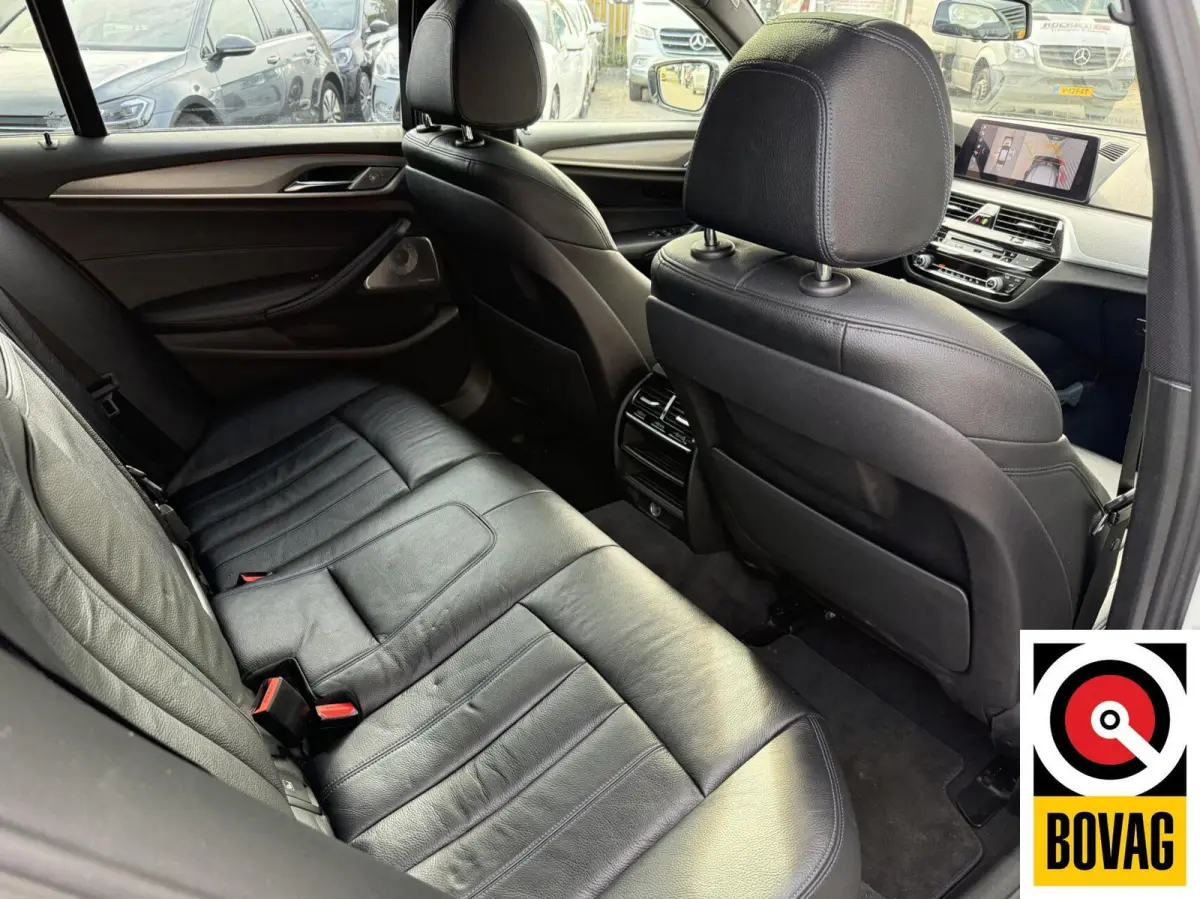 540i xDrive High Executive M-Sport, Pano, HUD, Camera, ACC, Leder bom vol