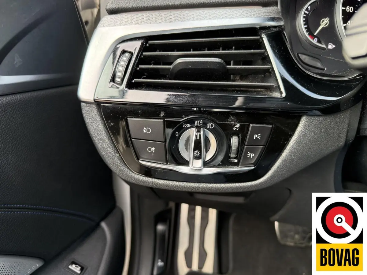 540i xDrive High Executive M-Sport, Pano, HUD, Camera, ACC, Leder bom vol