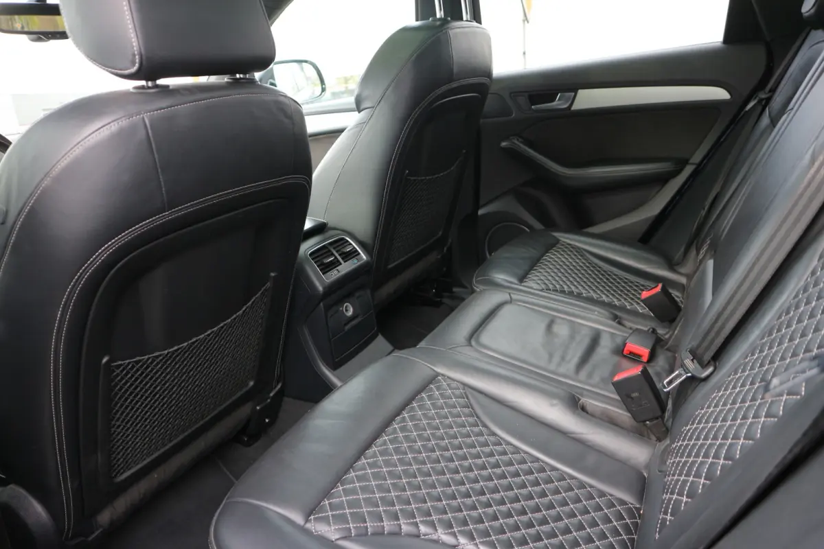 3.0 TDI SQ5 Plus quattro Pro Line / 340 PK / 13K EXPORT PRICE ! ! !