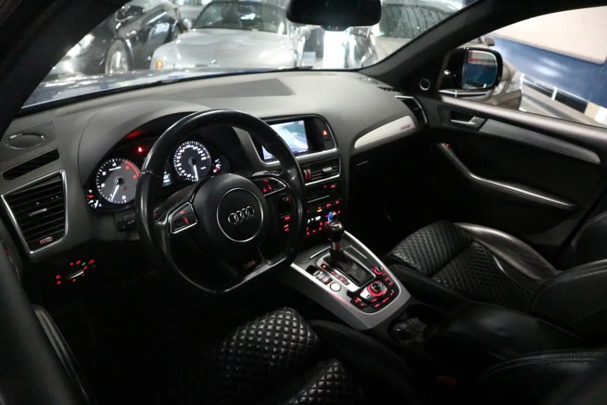 3.0 TDI SQ5 Plus quattro Pro Line / 340 PK / 13K EXPORT PRICE ! ! !