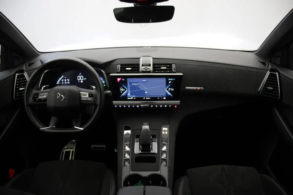 E-Tense Performance Line - Digitaal Cockpit, Carplay, Camera, Half Leer