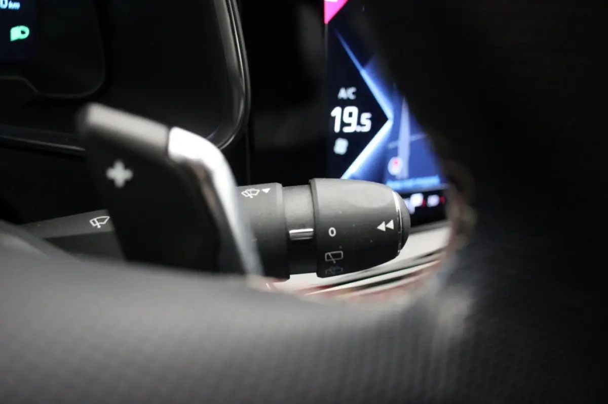 E-Tense Performance Line - Digitaal Cockpit, Carplay, Camera, Half Leer