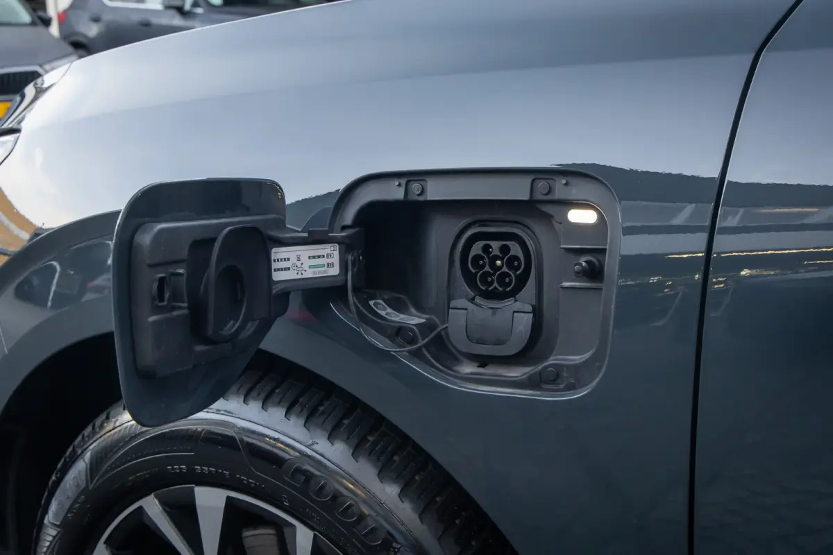 1.5 TSI e-Hybrid Business Limited | Elek. stoelen met Memory | 360 Camera | Sennheiser audio | Cruise adaptief | Apple carplay | Stuurvrwarming | Digital Dash | Stoelverwarming | Achteruitri