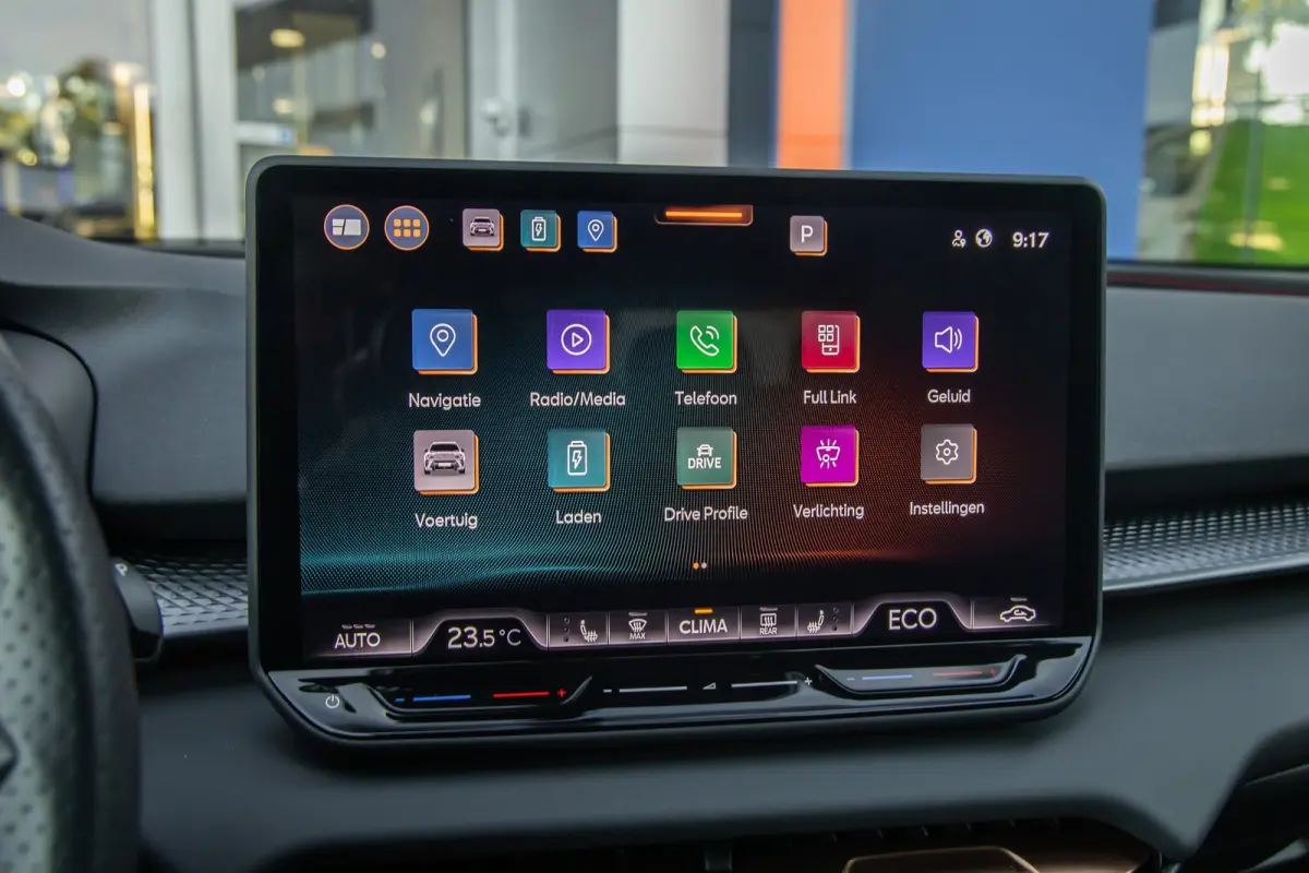 1.5 TSI e-Hybrid Business Limited | Elek. stoelen met Memory | 360 Camera | Sennheiser audio | Cruise adaptief | Apple carplay | Stuurvrwarming | Digital Dash | Stoelverwarming | Achteruitri