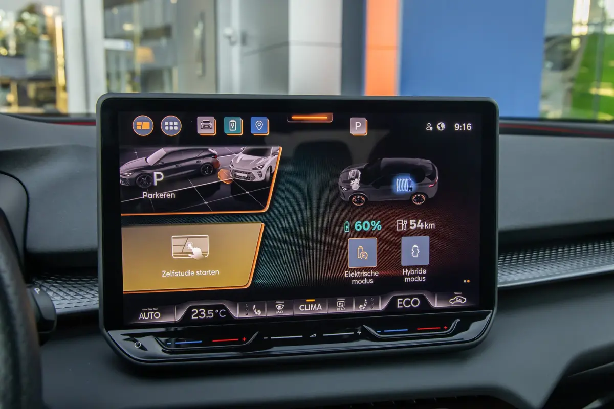 1.5 TSI e-Hybrid Business Limited | Elek. stoelen met Memory | 360 Camera | Sennheiser audio | Cruise adaptief | Apple carplay | Stuurvrwarming | Digital Dash | Stoelverwarming | Achteruitri