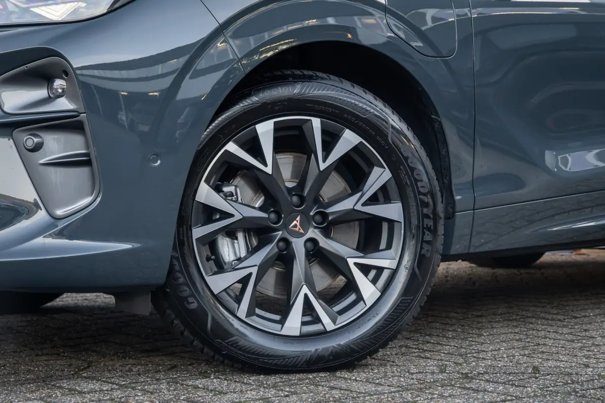 1.5 TSI e-Hybrid Business Limited | Elek. stoelen met Memory | 360 Camera | Sennheiser audio | Cruise adaptief | Apple carplay | Stuurvrwarming | Digital Dash | Stoelverwarming | Achteruitri