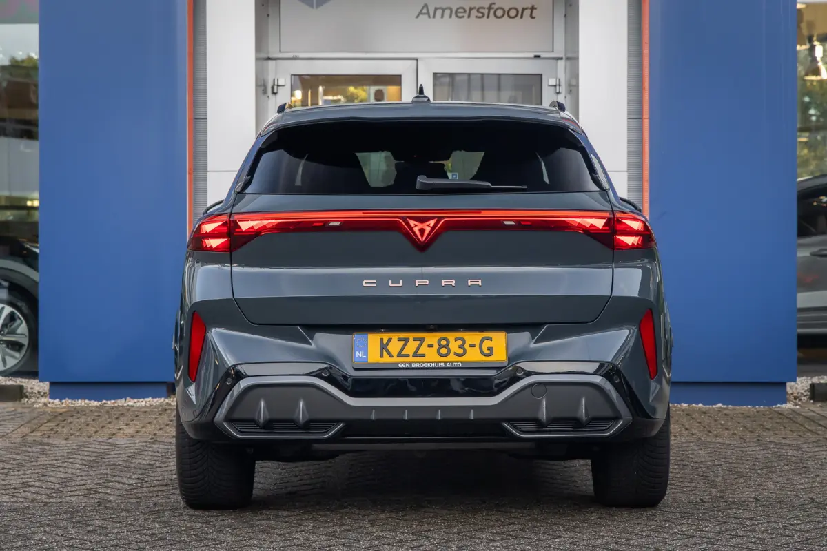 1.5 TSI e-Hybrid Business Limited | Elek. stoelen met Memory | 360 Camera | Sennheiser audio | Cruise adaptief | Apple carplay | Stuurvrwarming | Digital Dash | Stoelverwarming | Achteruitri