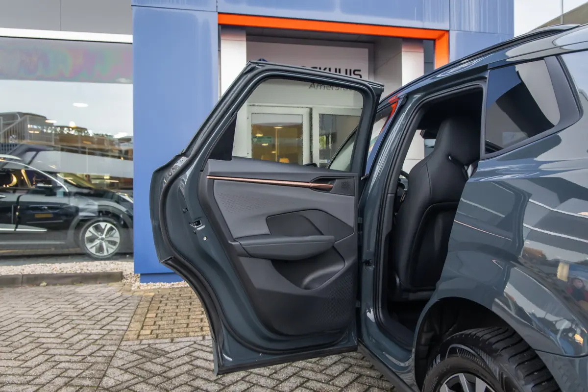 1.5 TSI e-Hybrid Business Limited | Elek. stoelen met Memory | 360 Camera | Sennheiser audio | Cruise adaptief | Apple carplay | Stuurvrwarming | Digital Dash | Stoelverwarming | Achteruitri