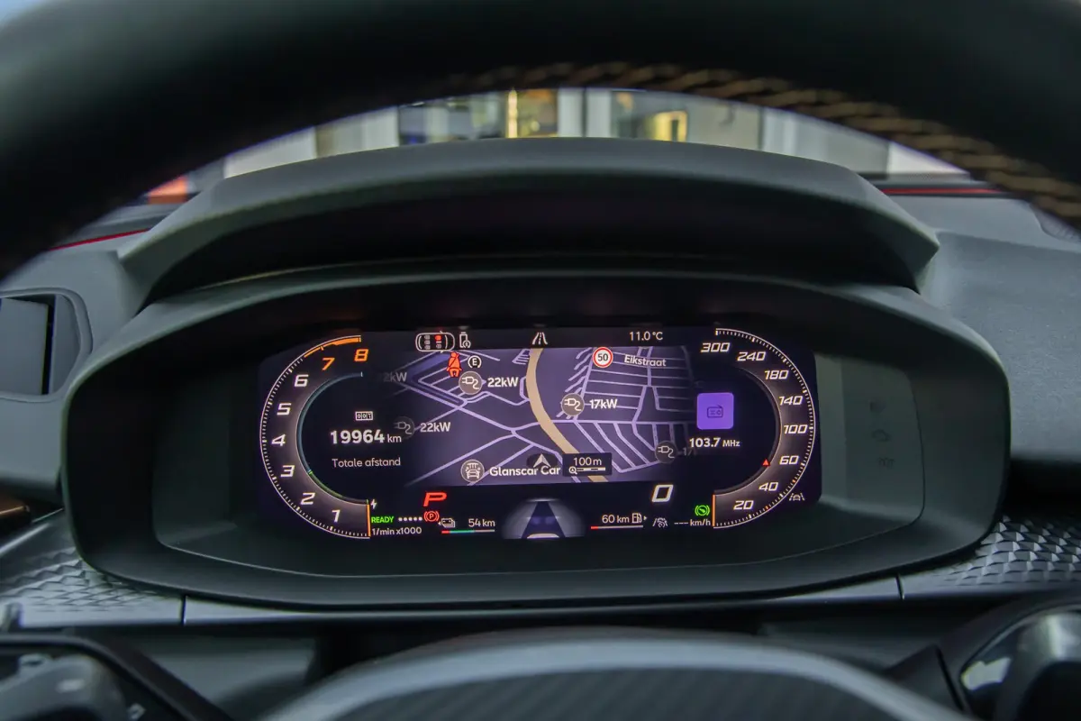1.5 TSI e-Hybrid Business Limited | Elek. stoelen met Memory | 360 Camera | Sennheiser audio | Cruise adaptief | Apple carplay | Stuurvrwarming | Digital Dash | Stoelverwarming | Achteruitri