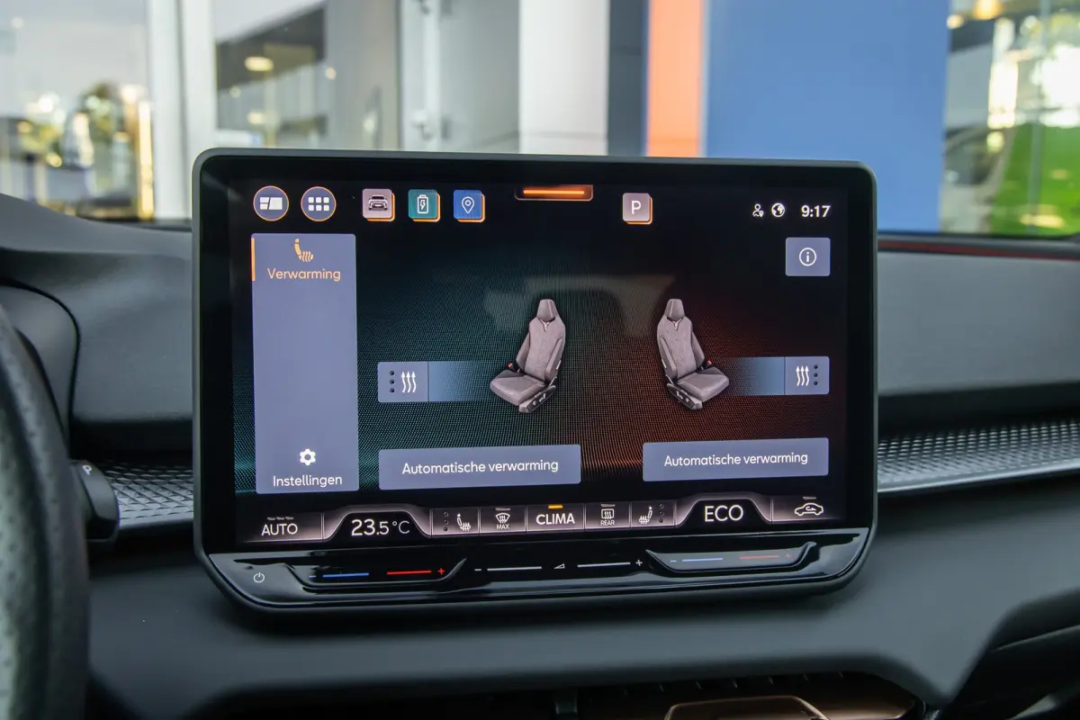 1.5 TSI e-Hybrid Business Limited | Elek. stoelen met Memory | 360 Camera | Sennheiser audio | Cruise adaptief | Apple carplay | Stuurvrwarming | Digital Dash | Stoelverwarming | Achteruitri