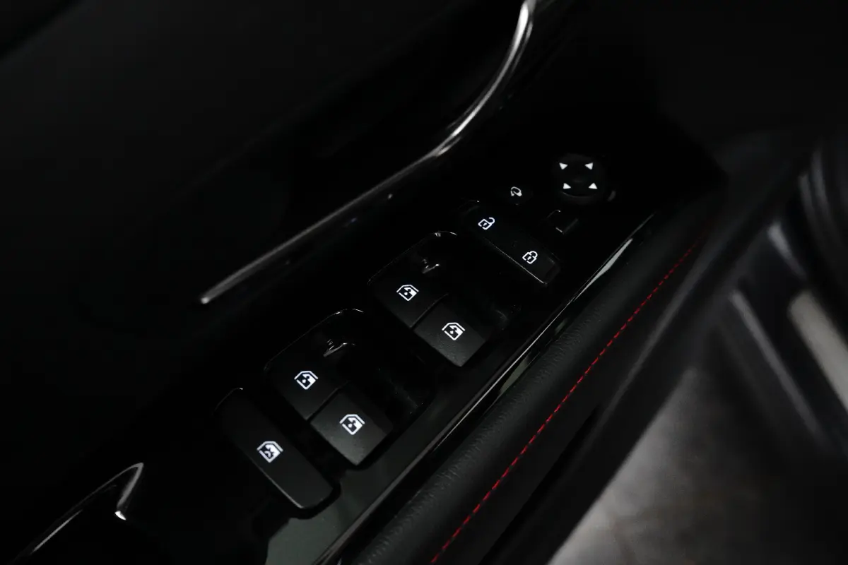 1.6 T-GDI PHEV N Line Sky 4WD | Achterbank verwarmd | Airco separaat achter | Audio installatie premium