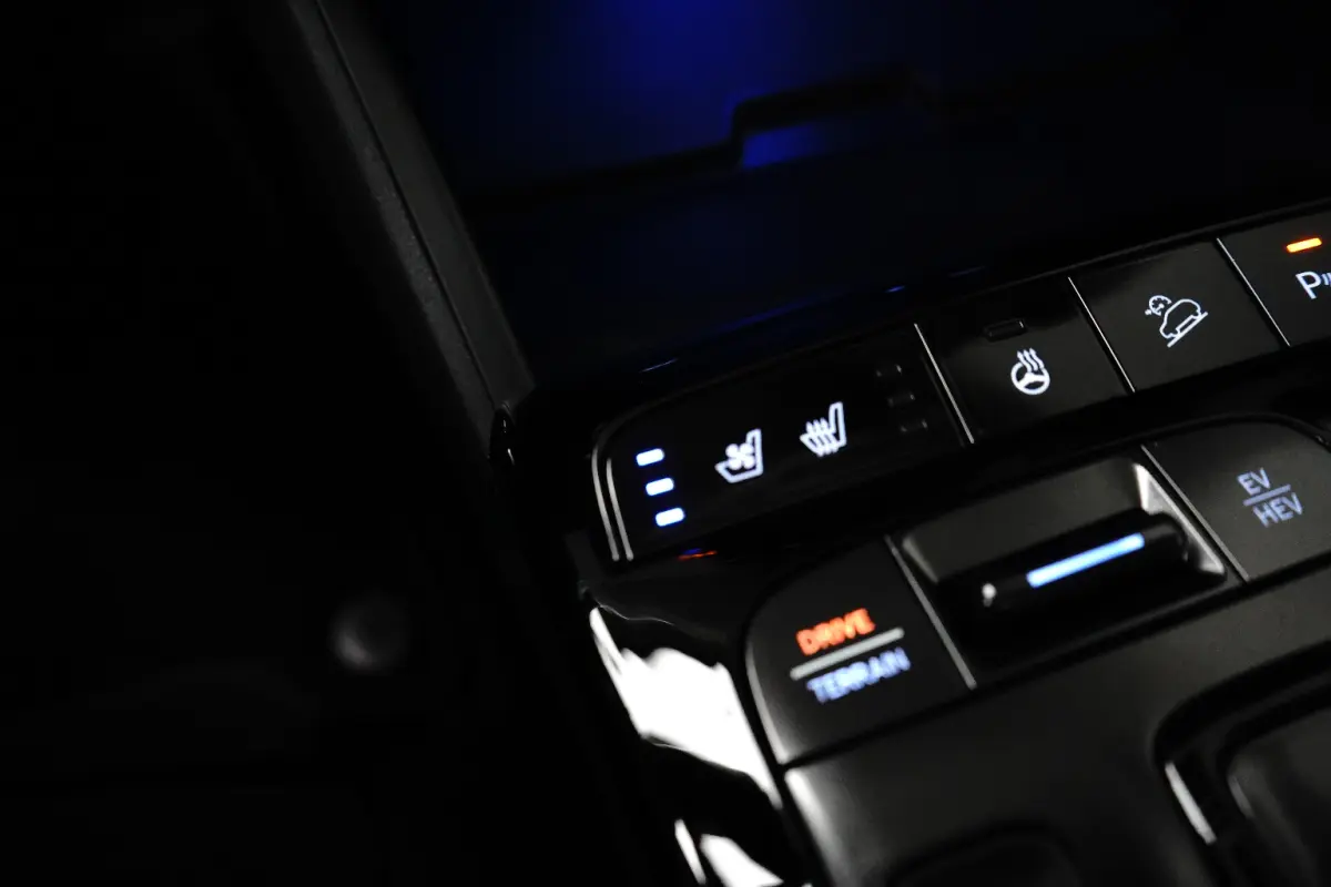 1.6 T-GDI PHEV N Line Sky 4WD | Achterbank verwarmd | Airco separaat achter | Audio installatie premium