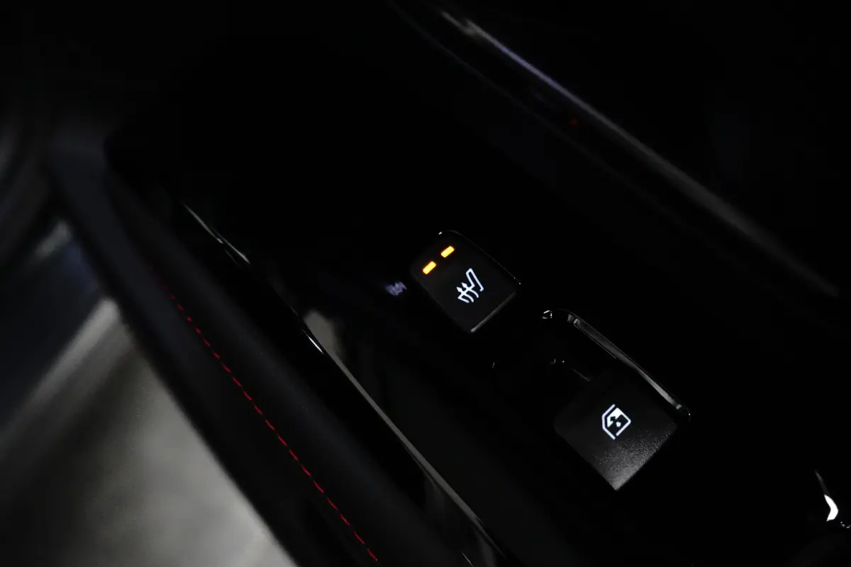 1.6 T-GDI PHEV N Line Sky 4WD | Achterbank verwarmd | Airco separaat achter | Audio installatie premium