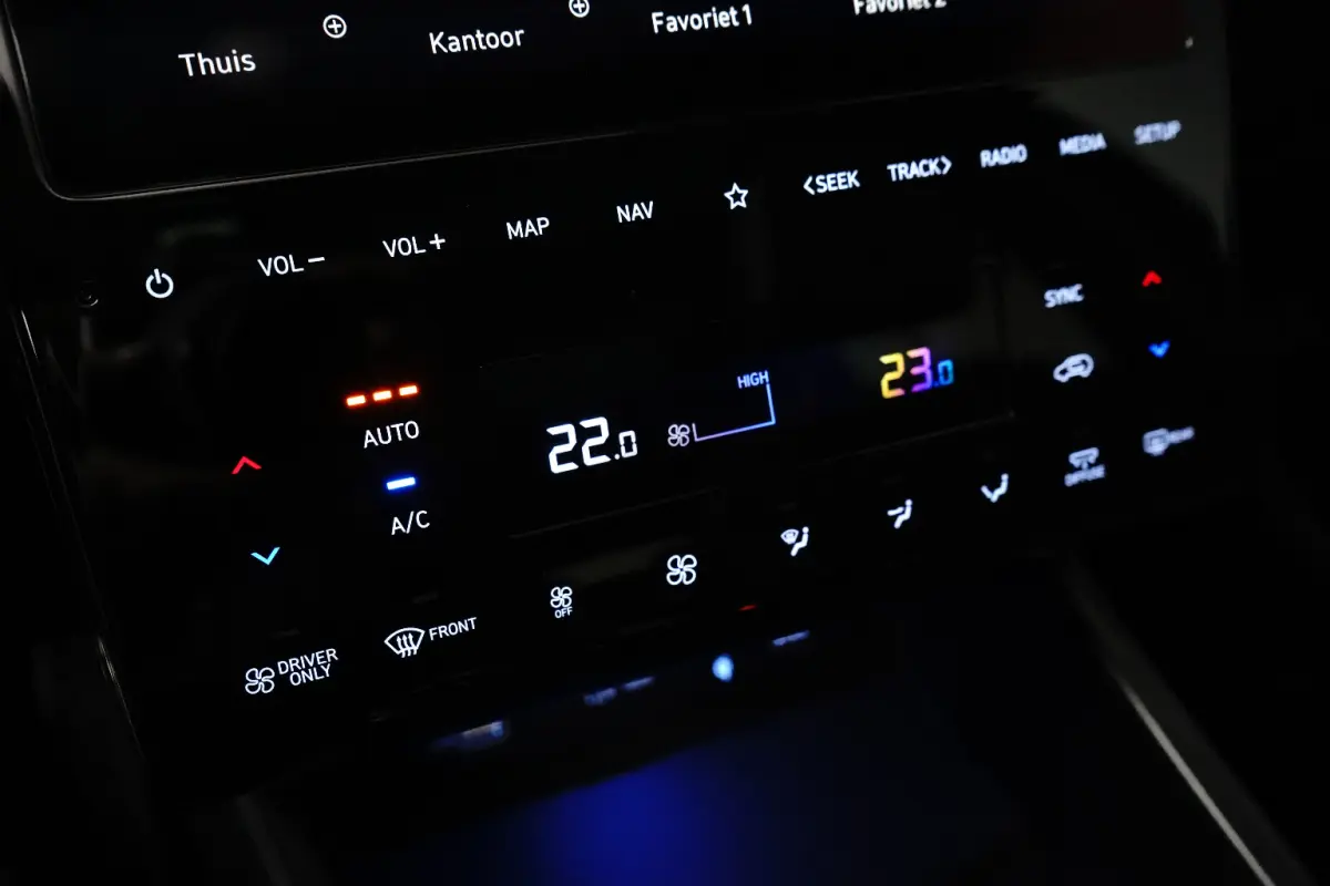 1.6 T-GDI PHEV N Line Sky 4WD | Achterbank verwarmd | Airco separaat achter | Audio installatie premium
