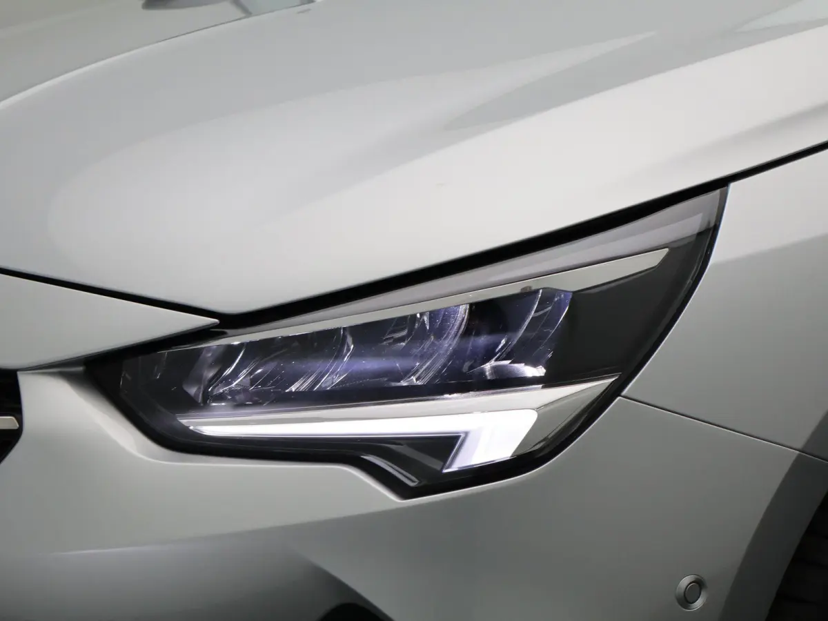 Elegance 1 fase 50 kWh | Apple Carplay / Android Auto | Virtual Cockpit | Privacy Glass |