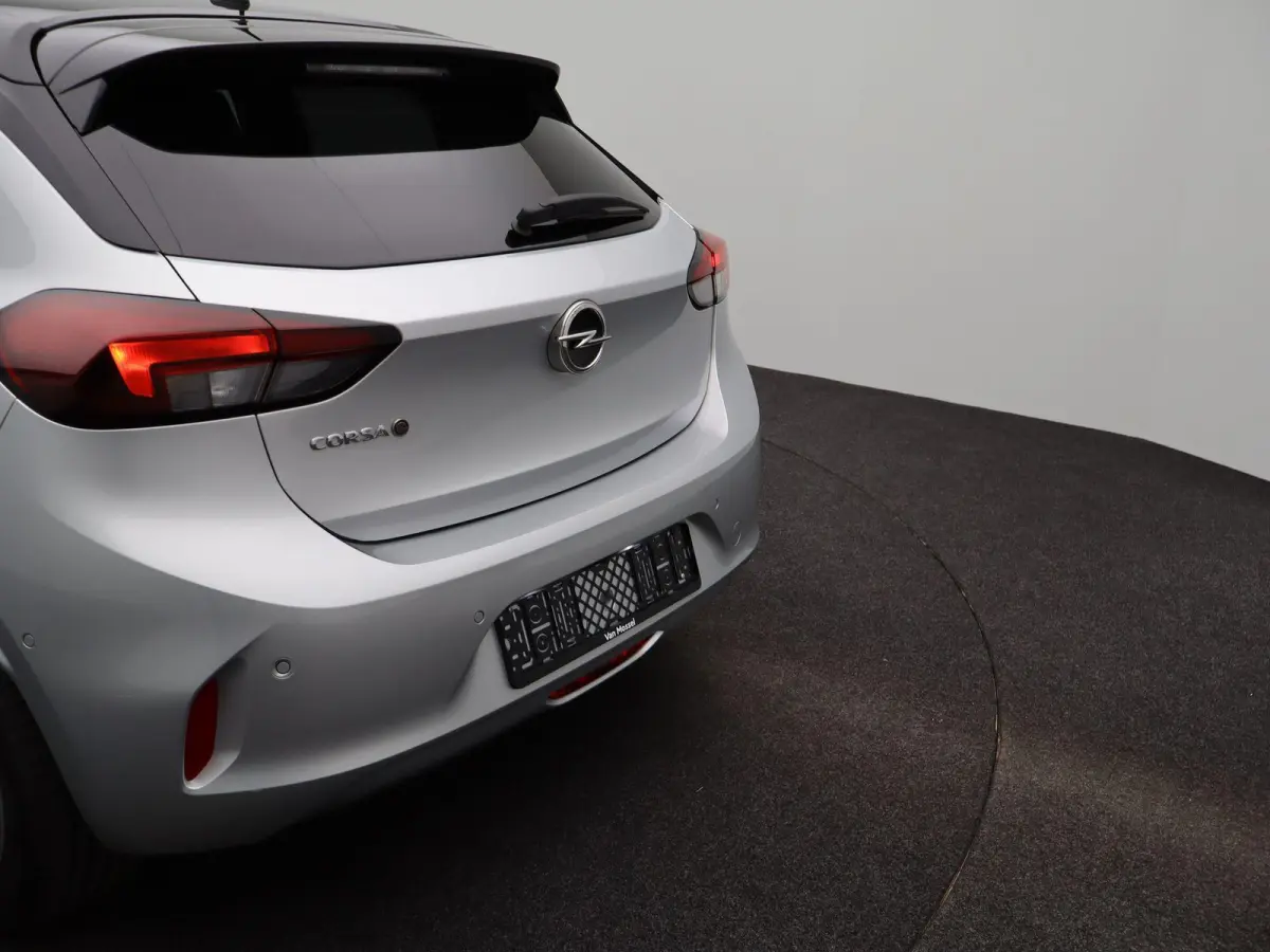 Elegance 1 fase 50 kWh | Apple Carplay / Android Auto | Virtual Cockpit | Privacy Glass |