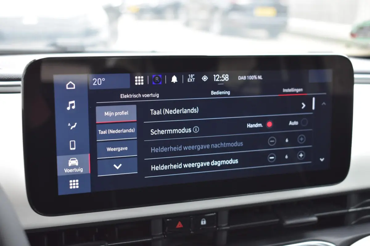 Icon 42 kWh | Carplay | 16'' LMV | 11.900 KM |
