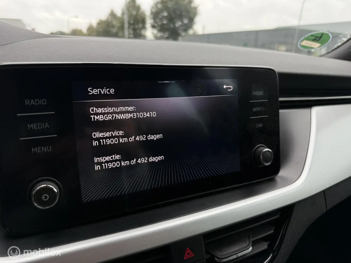 1.0 TSI Sport Business CarPlay | Trekhaak | Camera | Stoelverwarming