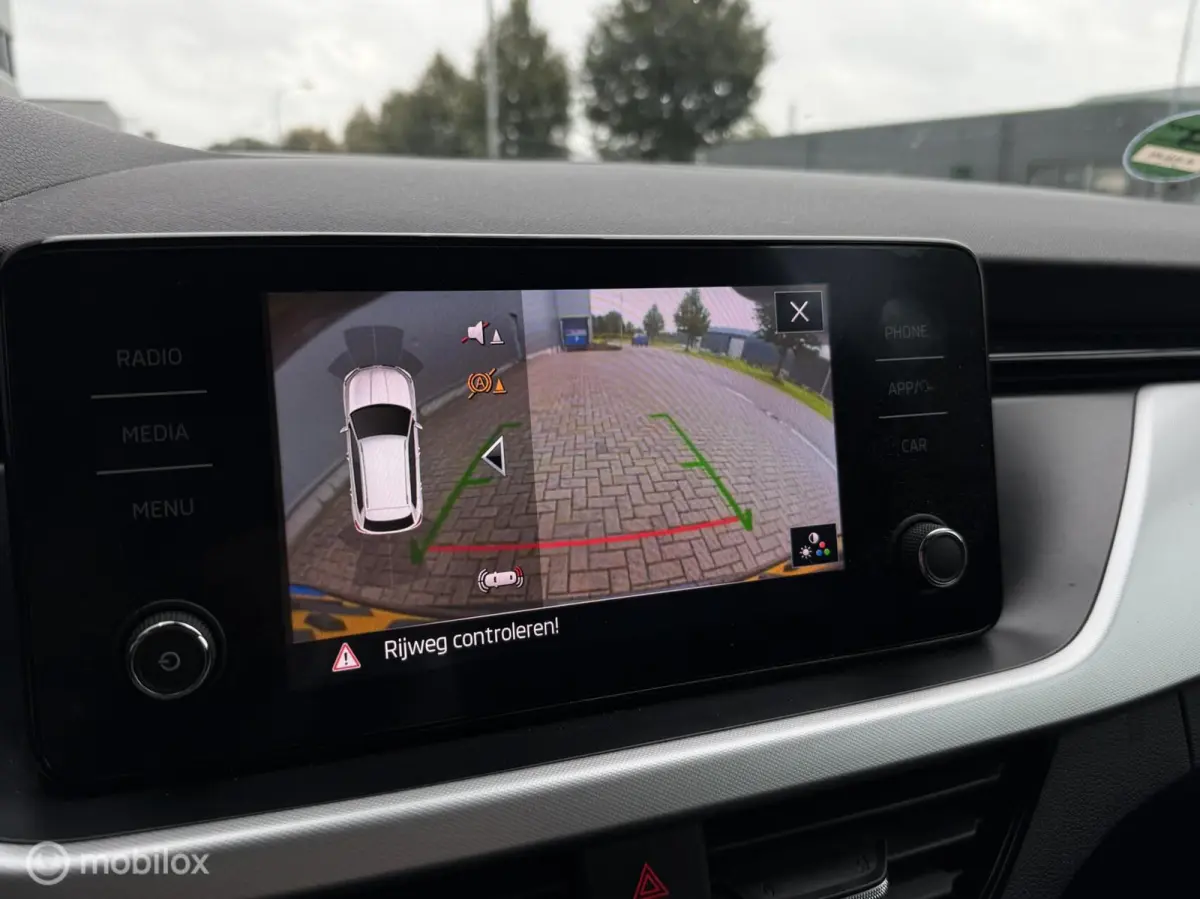 1.0 TSI Sport Business CarPlay | Trekhaak | Camera | Stoelverwarming