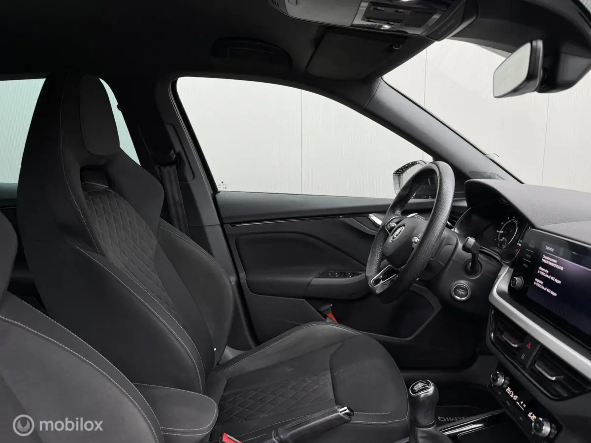1.0 TSI Sport Business CarPlay | Trekhaak | Camera | Stoelverwarming