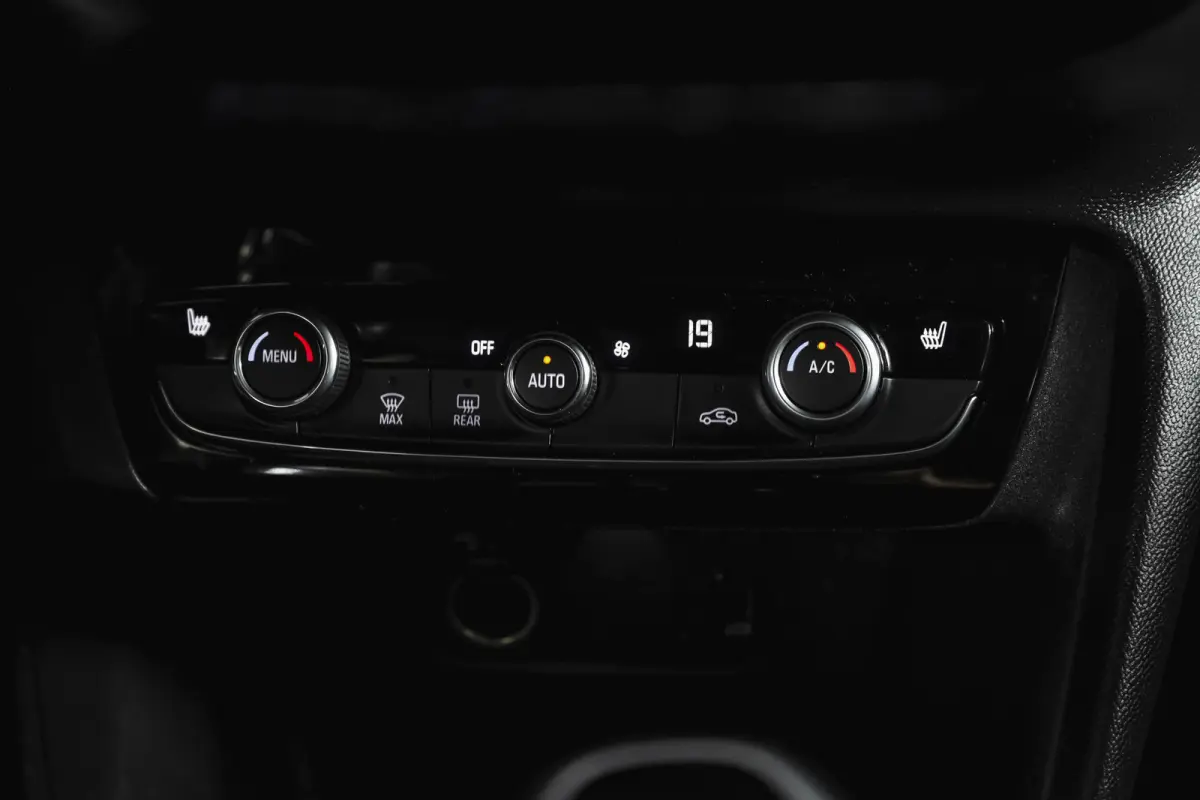 1.2 100 PK Elegance | Cruise | Android+Apple Carplay | Stoel-+Stuurverw. | ECC | LED | LM 16" |