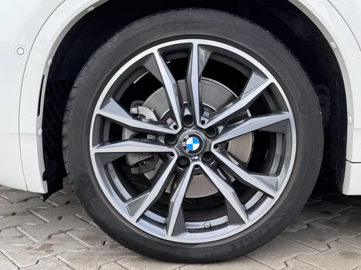 sDrive20i High Executive M Sport NL AUTO|AFN. HAAK|HUD