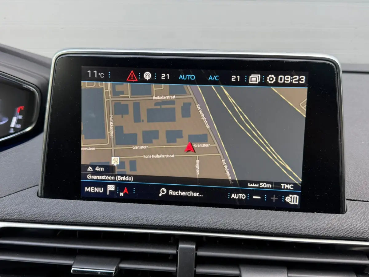1.2 PureTech Blue Lease Premium (PANORAMADAK)