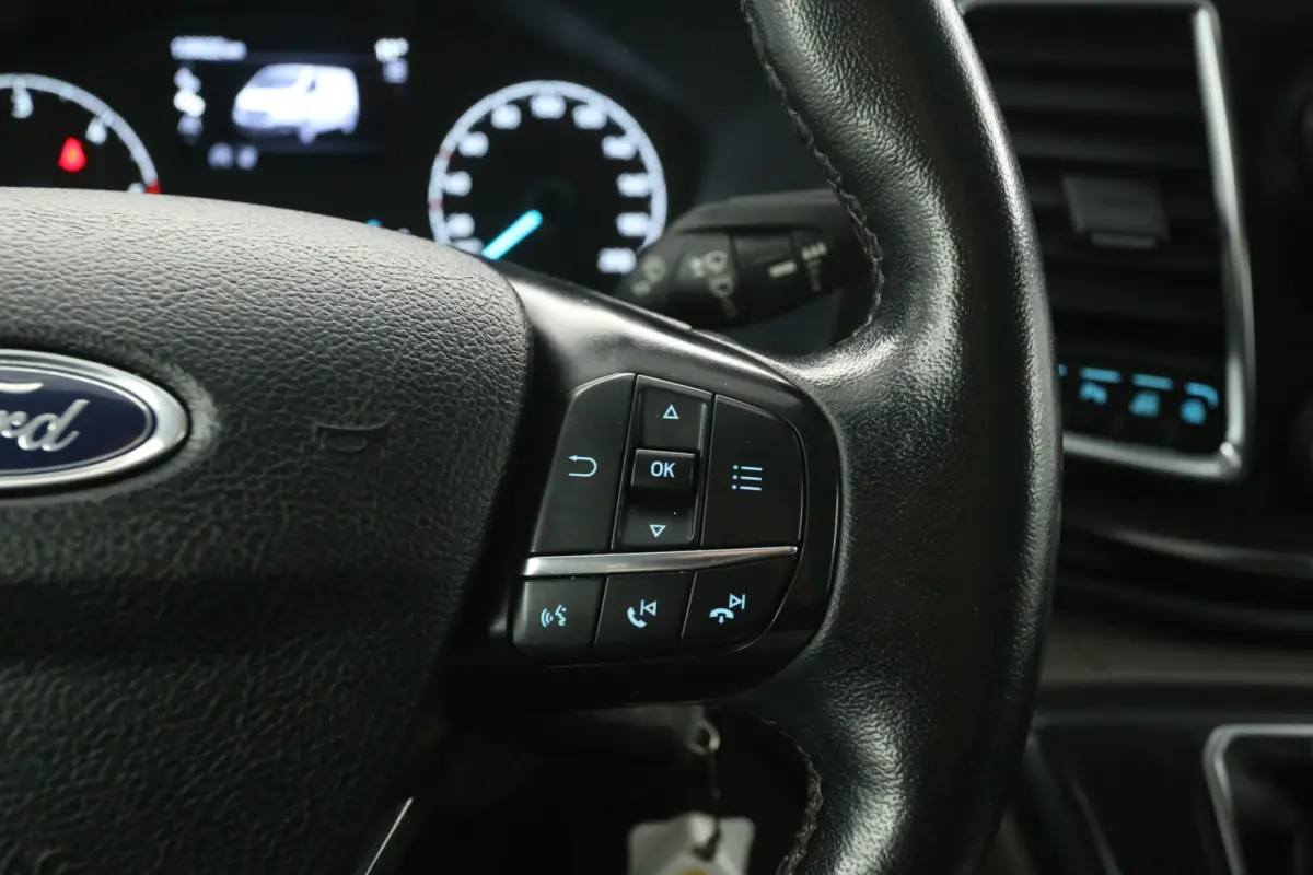 2.0 TDCI L1H1 Sport 185PK | Automaat | Airco | Camera | Cruise | 3 Zits | Carplay | Parkeersens.
