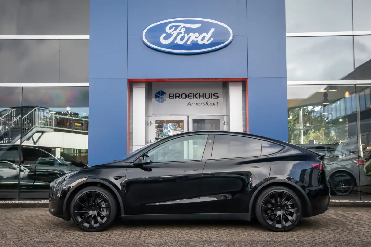 RWD 58 kWh | Panoramadak | Elektrisch verstelbare stoel(en) met geheugen | Keyless | Dodehoek detectie | Cruise control adaptief met Stop&Go | Dodehoek detectie | Elektrisch verstelbare stoe
