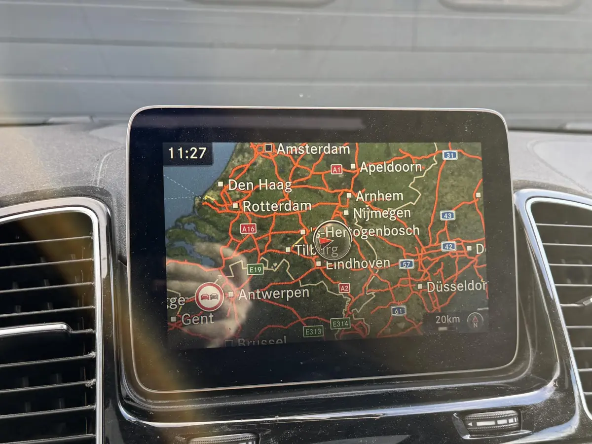 350 d 4MATIC AMG Sport Edition | Panoramadak | 360* Camera | Trekhaak | Elektrische Achterklep |