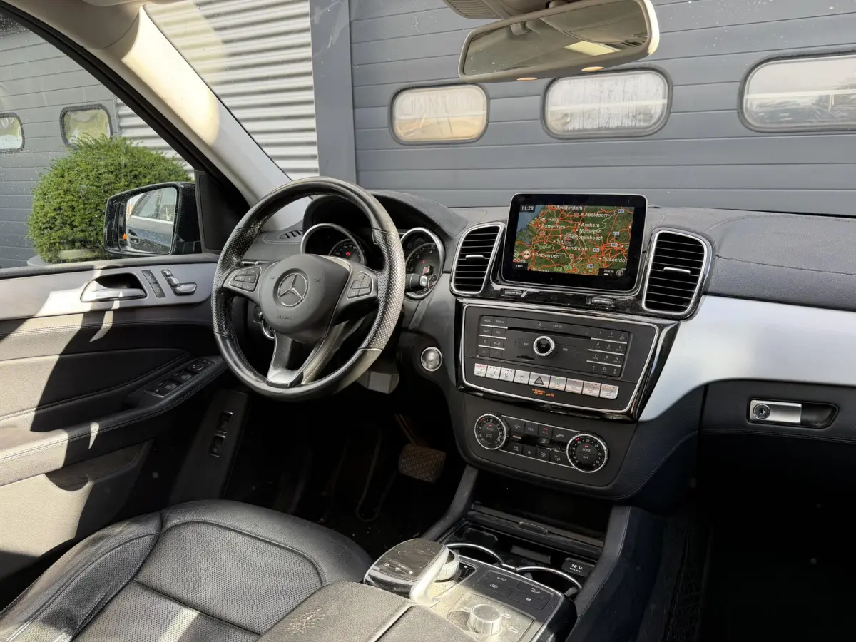 350 d 4MATIC AMG Sport Edition | Panoramadak | 360* Camera | Trekhaak | Elektrische Achterklep |
